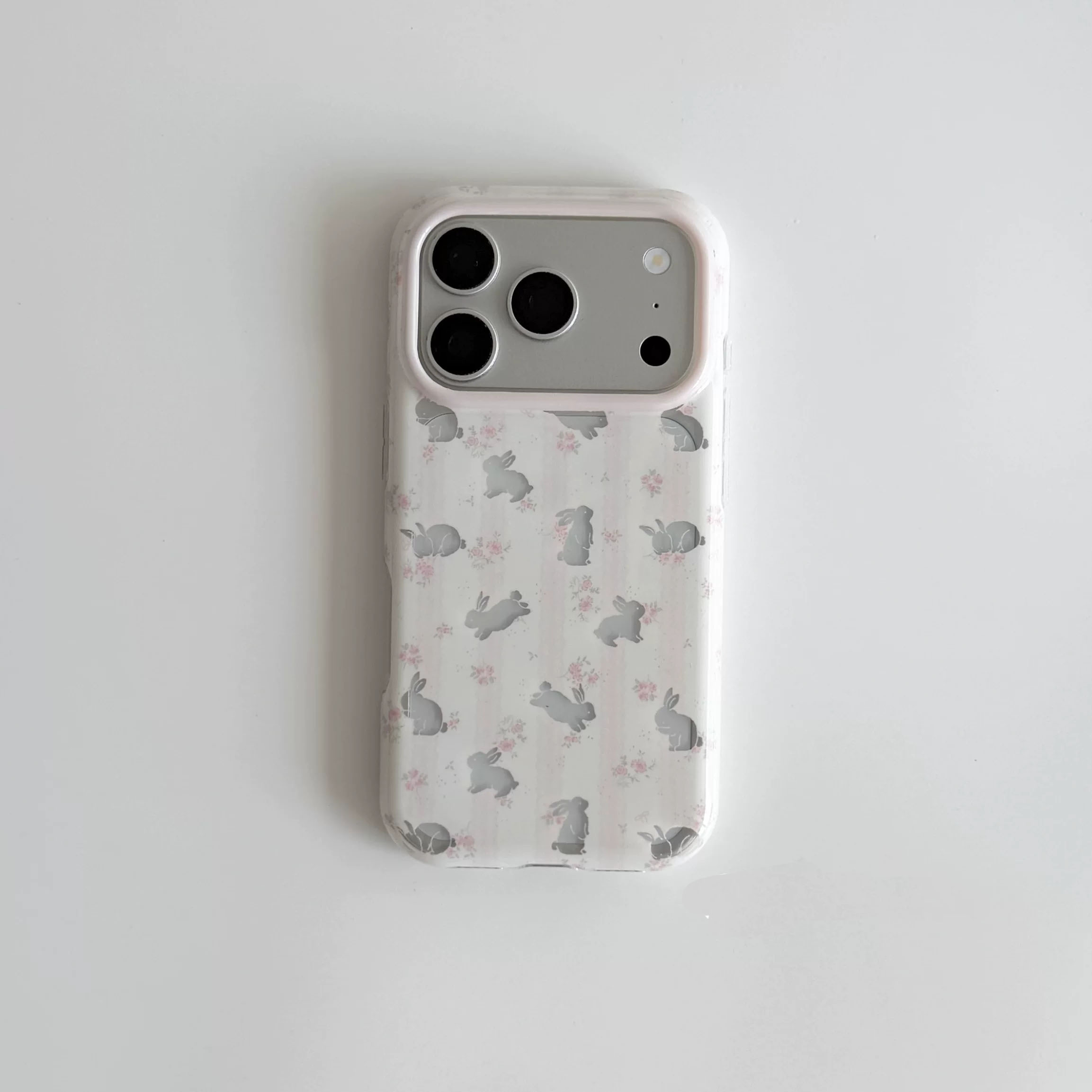Hollow Out Crushed Flower Rabb - Phone Cases Xr Cute 评论和价格